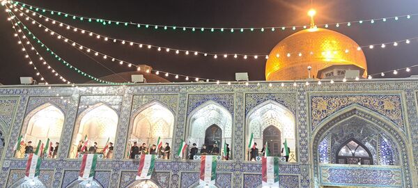 طنین گلبانگ انقلاب صحن انقلاب حرم مطهر  امام رضا (ع)