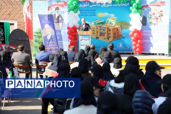 انتخابات شورای دانش‌آموزی در بیش از ۶۰۰۰ مدرسه استان آذربایجان شرقی 