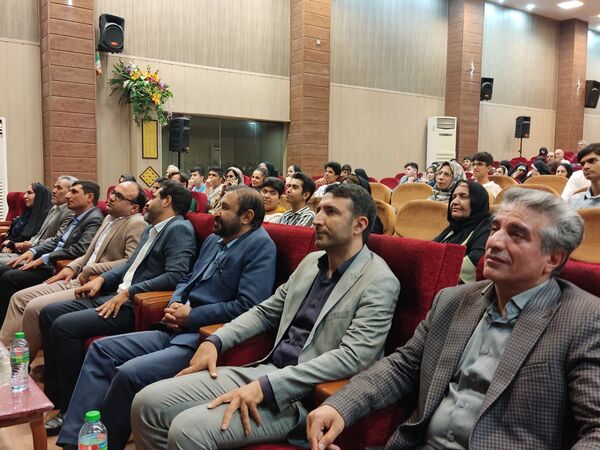 جشن ستارگان دبیرستان هیأت امنایی توحید دوره اول