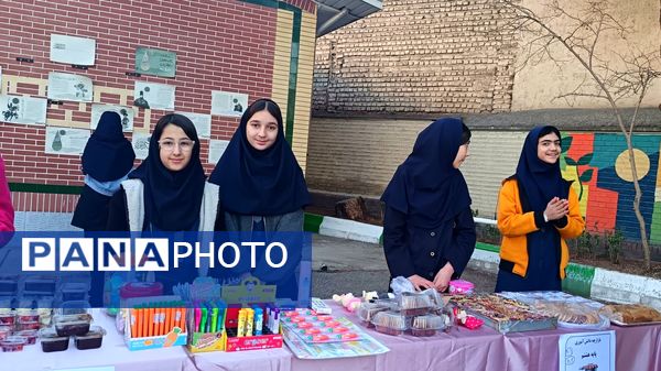 بازارچه کار و فناوری در دبیرستان کوثر فرهنگیان