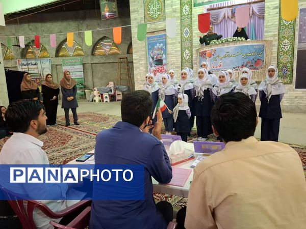 جشنواره سرودخوانی به‌مناسبت هفته دفاع مقدس