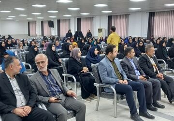 برگزاری همایش معلم تسهیل‌گر در قائمشهر