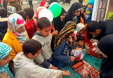 دهه نودی ها، سربازان جشن تولد ۴۷ سالگی انقلاب