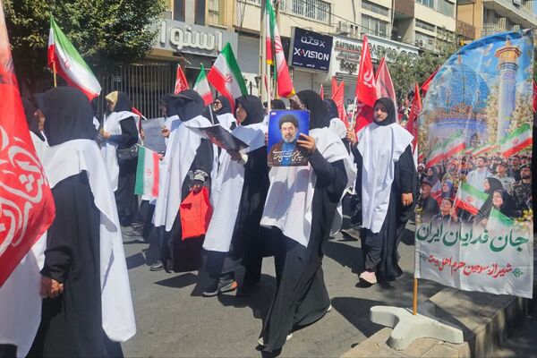 راهپیمایی جان‌فدایان ایران در شیراز - 1