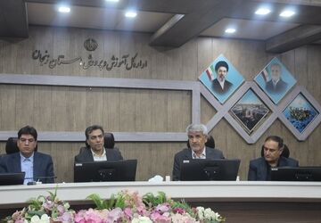 نشست گرامیداشت روز جهانی سوادآموزی در اداره کل آموزش و پرورش استان زنجان