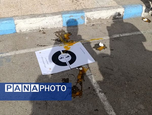 مسابقه «نجات تخم‌مرغ» در دبیرستان شهید بهشتی بهبهان