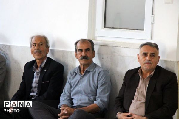 گردهمایی مدیران اسبق دبیرستان شبانه روزی قاضی