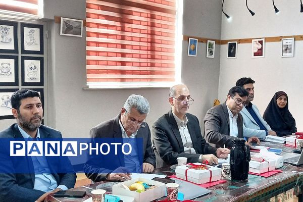 برگزاری همایش مدیران هنرستان‌های هیات امنایی شهرستان‌های استان تهران 