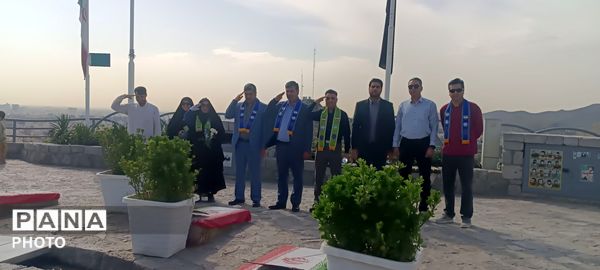 غبارروبی و تجدید میثاق با روح پاک شهدای گمنام در مشهد