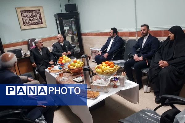 افتتاحیه آب درمانی در مدرسه استثنایی کریم اهل بیت رودهن