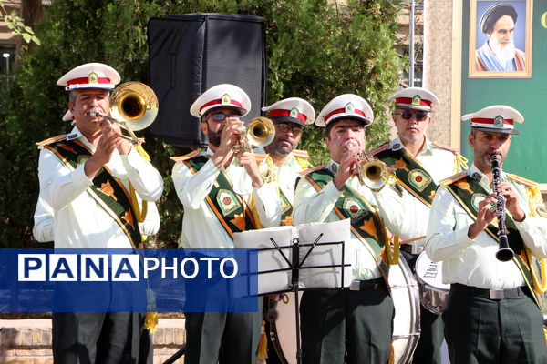 برگزاری آیین استانی «زنگ مهر و مهارت» در هنرستان انقلاب ناحیه یک یزد