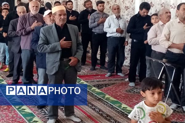 نماز جمعه در مسجد ابوالفضل شهر تیتکانلو