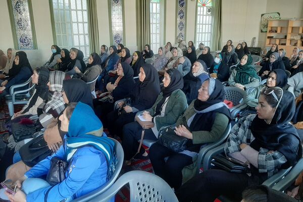 دومین جلسه آموزش خانواده در دبیرستان پویش