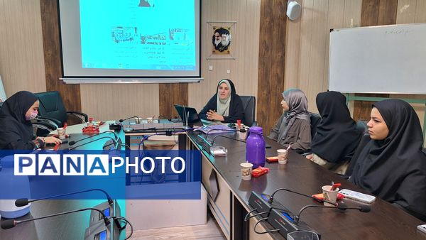  برگزاری نشست خبرنگاران خبرگزاری پانا در‌کانون شهید فهمیده کرج 