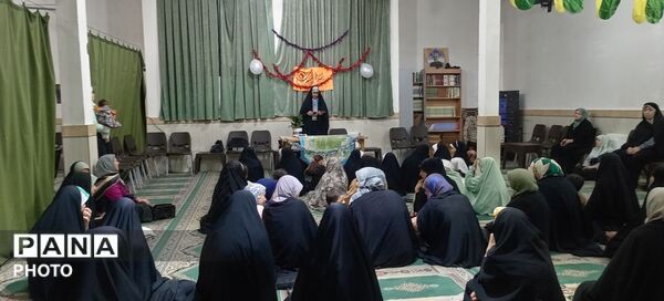 جشن ولادت حضرت رسول اکرم (ص) وامام جعفر صادق (ع) در مسجد چهارده معصوم