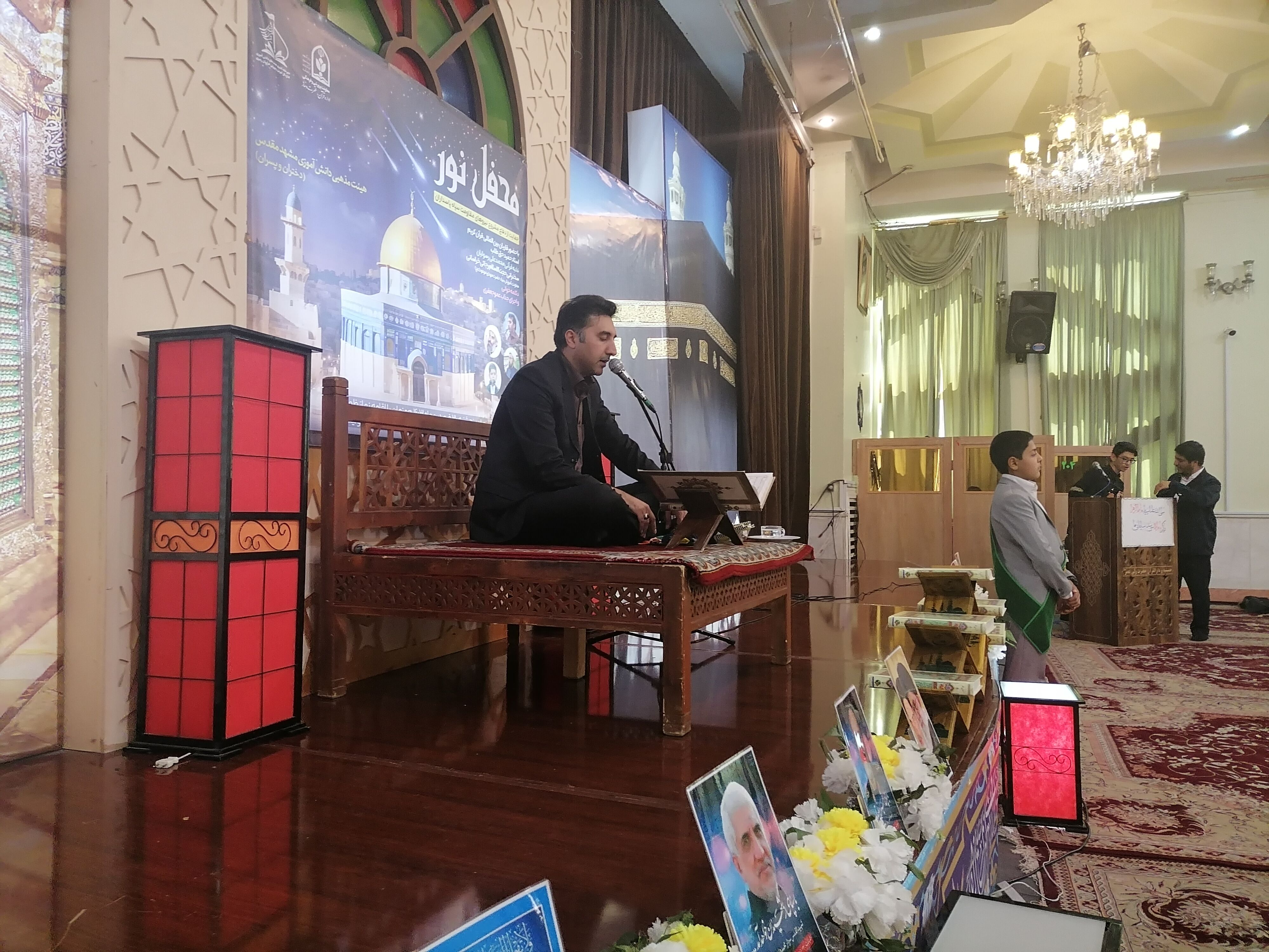 محفل نور در حمایت از دفاع مشروع نیروهای مقاومت سپاه پاسداران