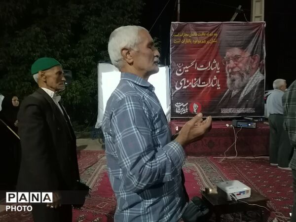 نماز جماعت همراه با اجتماعات شبانه در حسینیه شهدای شهر بار نیشابور 