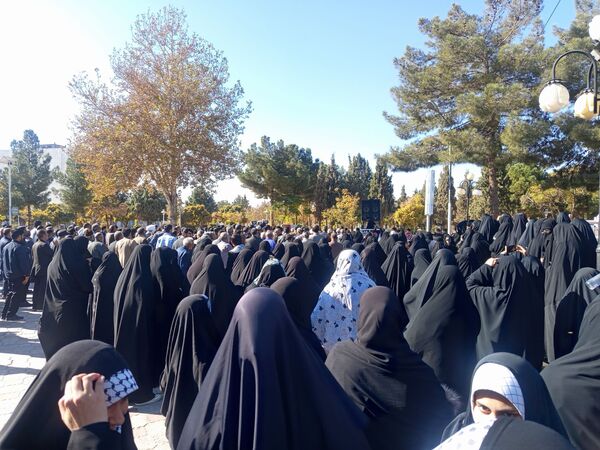 مراسم تشییع پیکر شهید گمنام  در شهرستان کاشمر 