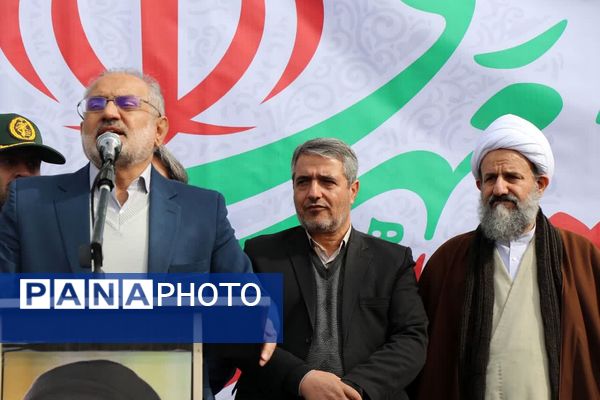 ۲۲ بهمن، میعادگاه حضور آگاهانه مردم قرچک در صحنه