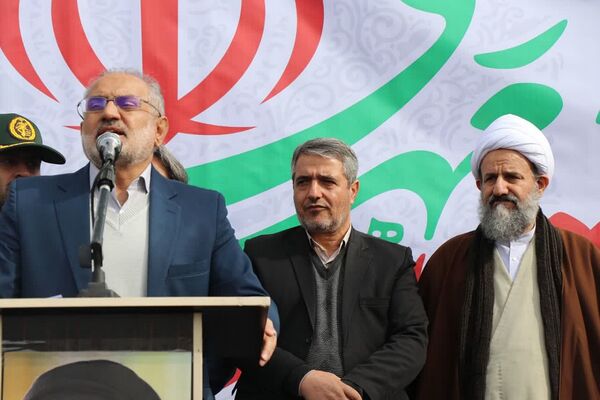 ۲۲ بهمن، میعادگاه حضور آگاهانه مردم قرچک در صحنه