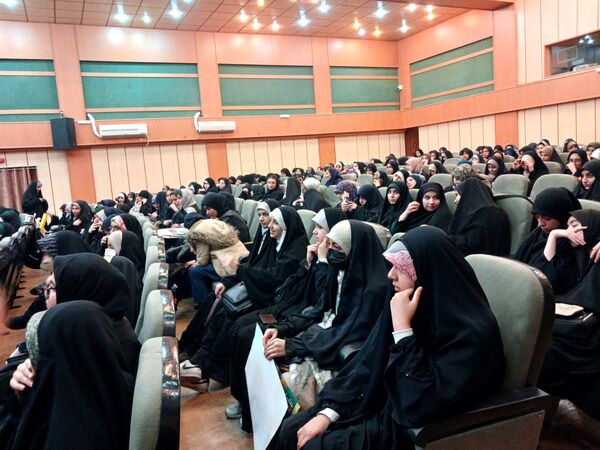 همایش مسئولان انجمن اسلامی مدارس استان همدان