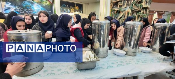 اردوی تمشک ویژه دانش‌آموزان ناحیه یک مشهد