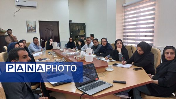 نشست تخصصی اداره اوقاف و امور خیریه شهرستان جم و شبکه بهداشت و درمان شهرستان