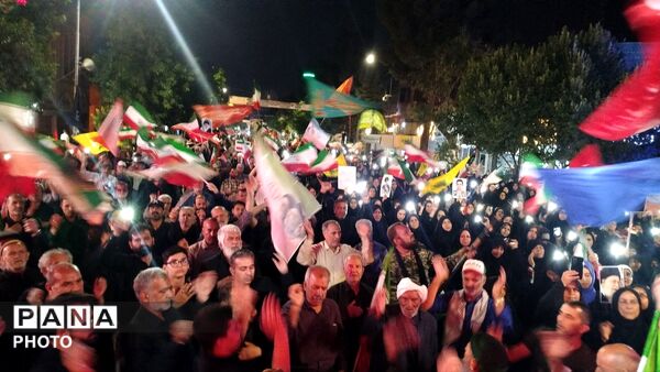 حماسه سازی مردم برای صد و بیست و چهار شب در مسجد جامع شهرستان نیشابور