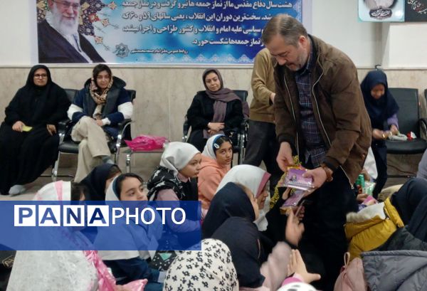 برنامه رویش آدینه با حضور دبستان دخترانه امام مهدی۲  در محمدشهر کرج