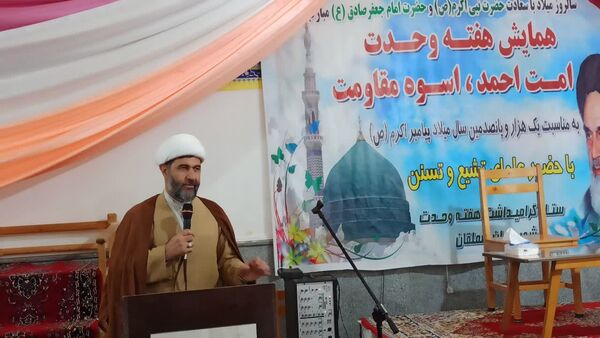  برگزاری همایش هفته وحدت در روستای درکش شهرستان سملقان