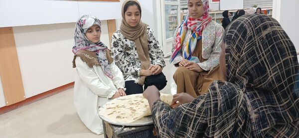 برگزاری اردوی تابستانه خانواده در کتابخانه مرکز جاسک