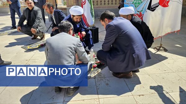 غبارروبی گلزار شهدای شهرستان فاروج 