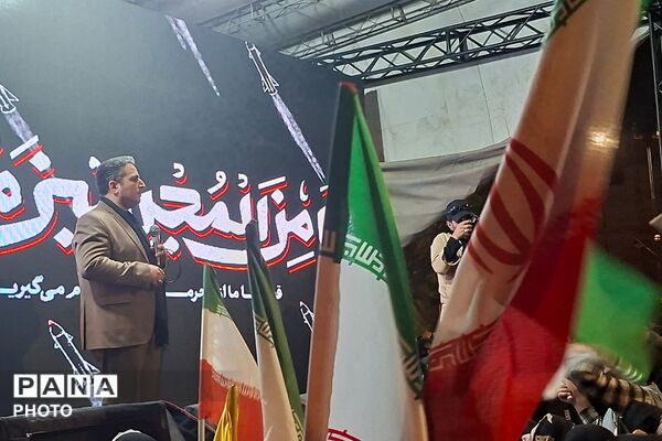 سی شب کنار هم در تجمعات خونخواهی رهبر شهید