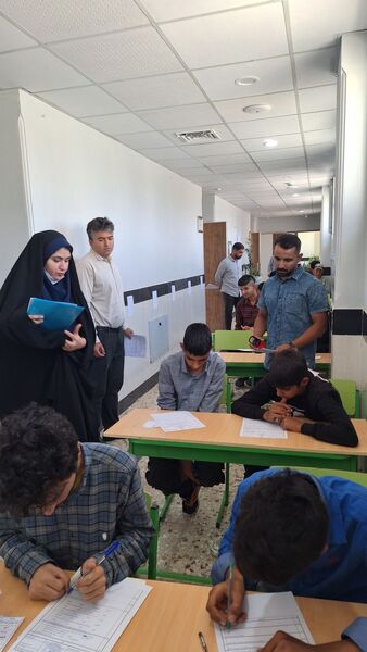 بازدید سرپرست اداره آموزش و پرورش استثنایی استان از روند برگزاری امتحانات نوبت دوم