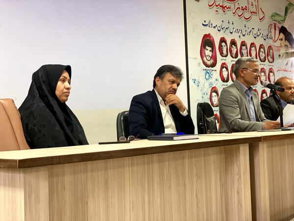 همایش مدیران مدارس شهرستان مه‌ولات در آستانه هفته بزرگداشت مقام والای معلم