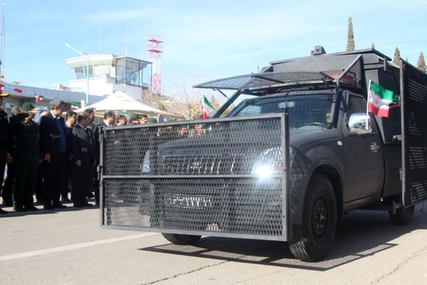 مراسم نمادین ورود امام خمینی(ره) در فرودگاه شهید صدوقی یزد