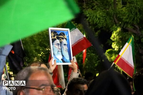 پنجاه و سومین شب ایستادگی در خیابان‌های کرج