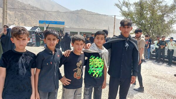 مراسم عاشورای حسینی در گلزار شهدای شهرستان لنده