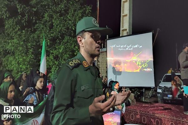 پرچم عزت را می‌بریم بالا 
