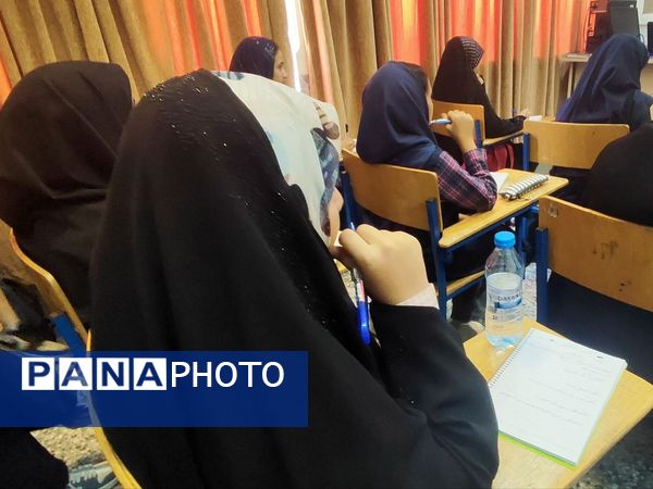 کارگاه آموزش مقدماتی خبرنگاران ویژه دانش‌آموزان در استان البرز