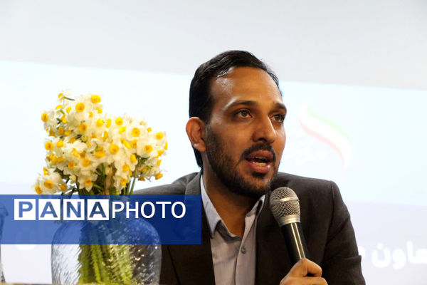 گردهمایی سفیران سلامت متوسطه اول و دوم مدارس یزد