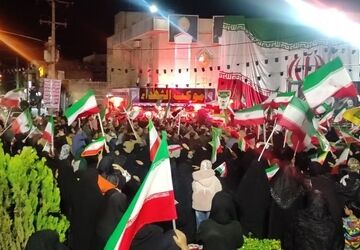 قلب‌هایی که برای وطن می‌تپند 