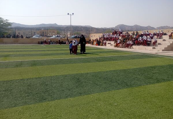 جشن دهه فجر در روستای لاور فین