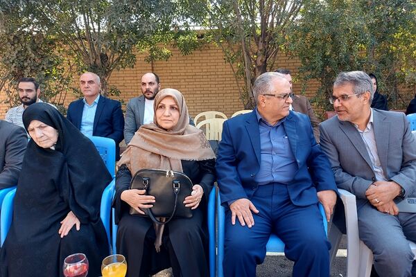 آیین بهره‌برداری از مدرسه زنده‌یاد لیلا لروند کهریزک