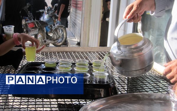 مراسم پیاده‌روی هیات سراسر شهر دولت آباد به سمت آستان مقدس سیدان الکریمان برخوار 