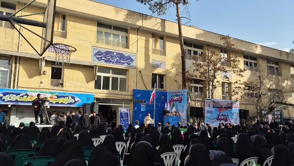 صدای انقلاب طنین انداز شد