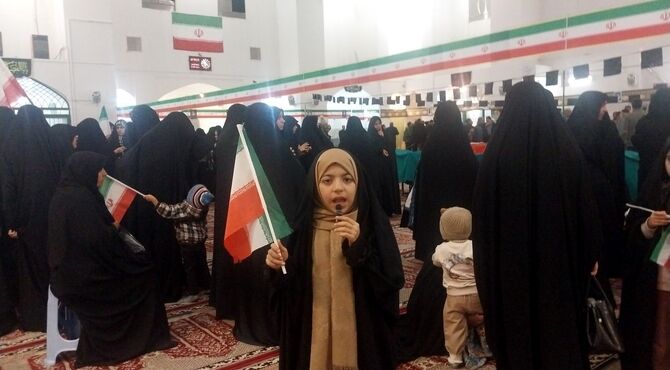 شهرستان تفت میزبان مراسم وداع با شهید علیرضا دهقانی بود
