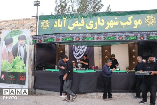 میزبانی مه‌ولات از زائران تشییع رهبر شهید انقلاب