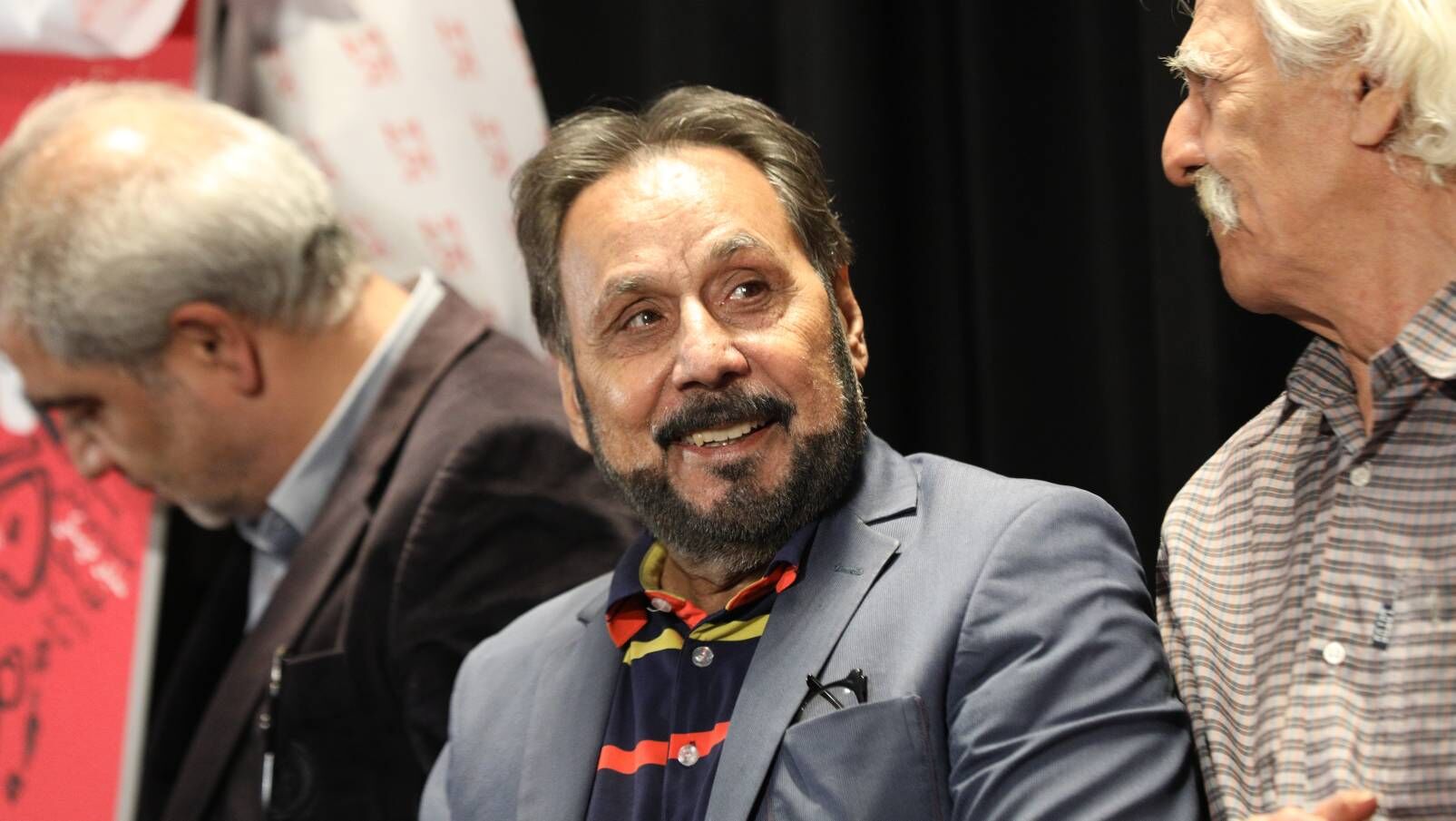 عمو قناد : ۲۰ شبکه تلویزیونی، یک برنامه تخصصی عروسکی ندارند