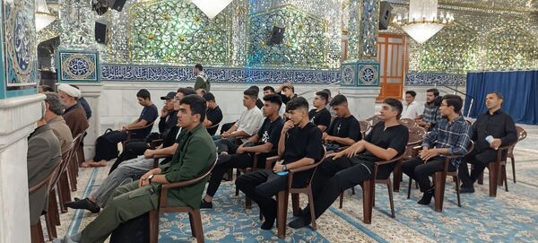 بدرقه دانش‌آموزان اعزامی به پیاده‌روی اربعین 